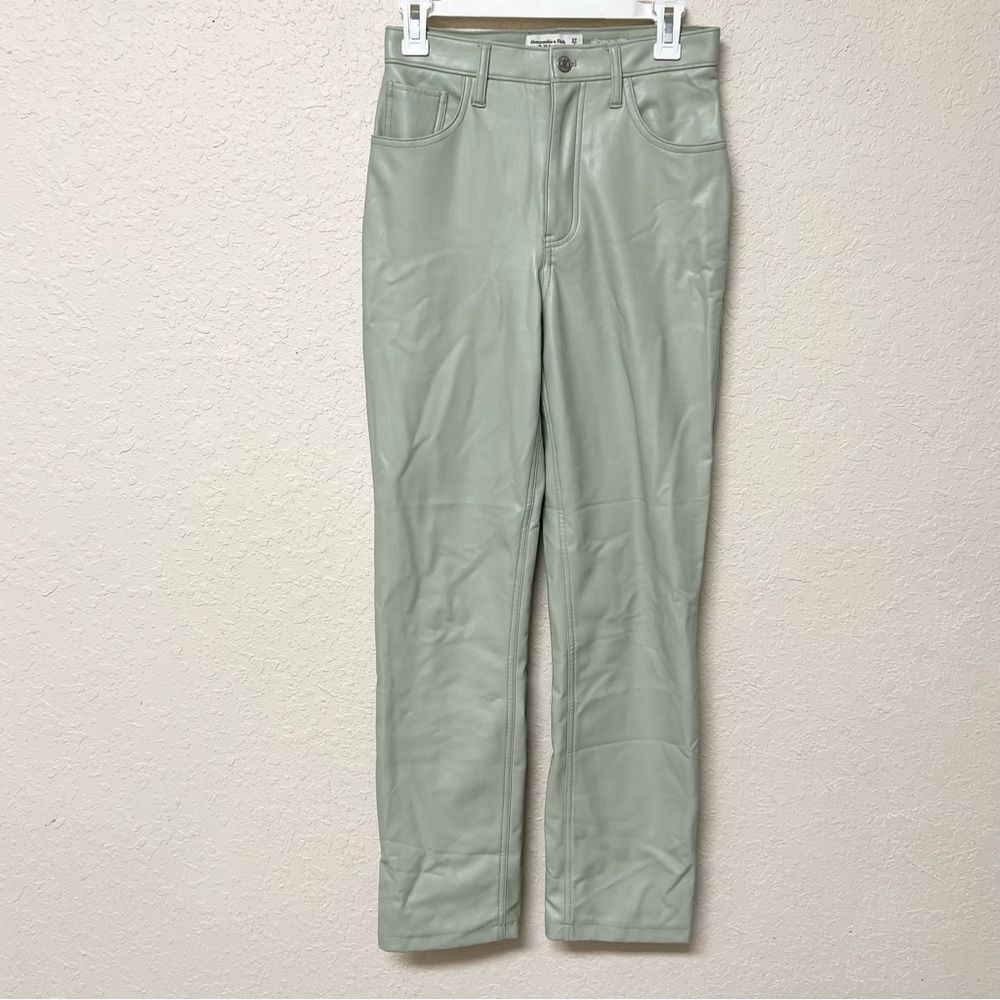 Abercrombie & Fitch The 90s Straight Ultra High Rise Jeans Leather Size 27/4